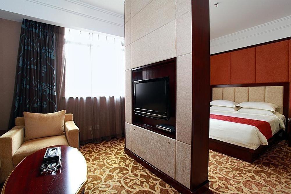 Zhuhai Liuhe Holiday Hotel Εξωτερικό φωτογραφία